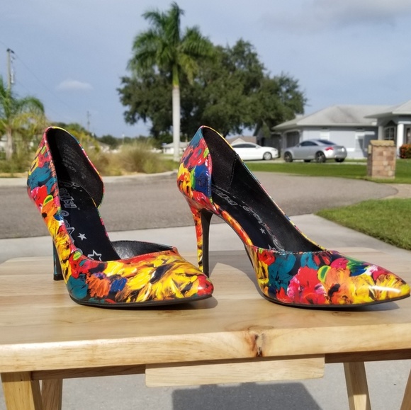 Multicolored flowers heels - Picture 7 of 8